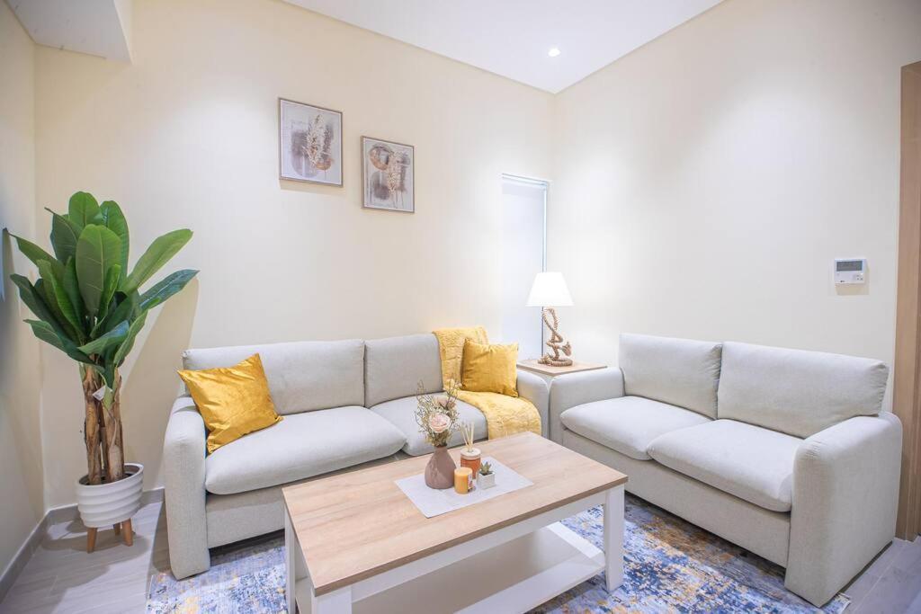 Luxury 3 Bdr Villa By The Sea 54 Фуджейра Екстериор снимка
