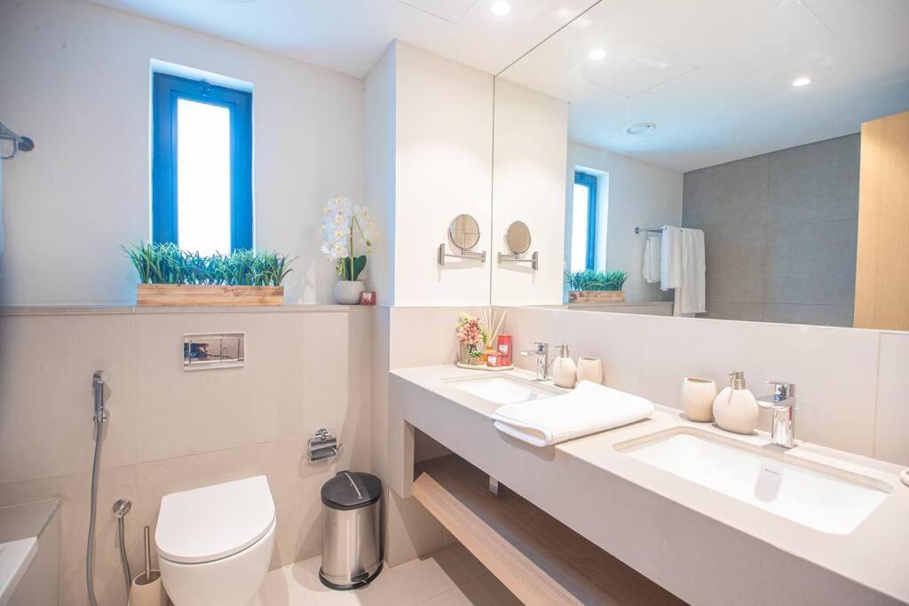 Luxury 3 Bdr Villa By The Sea 54 Фуджейра Екстериор снимка