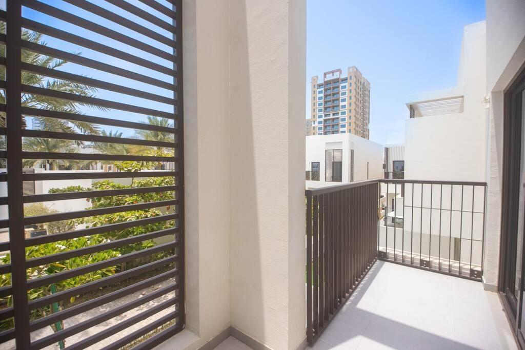 Luxury 3 Bdr Villa By The Sea 54 Фуджейра Екстериор снимка