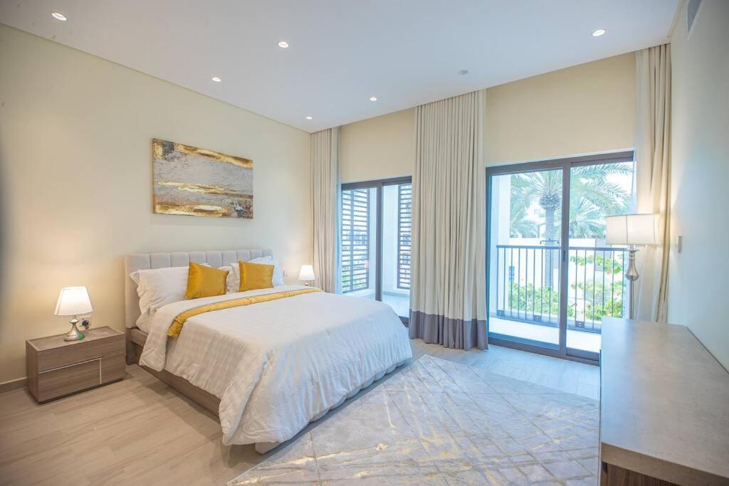 Luxury 3 Bdr Villa By The Sea 54 Фуджейра Екстериор снимка