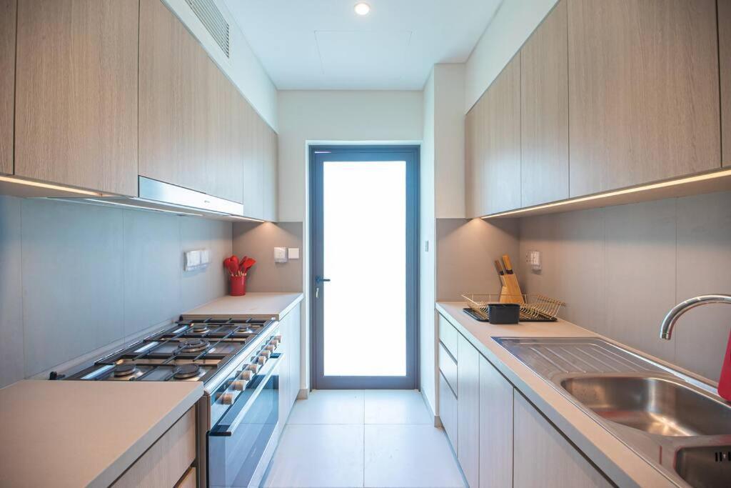 Luxury 3 Bdr Villa By The Sea 54 Фуджейра Екстериор снимка