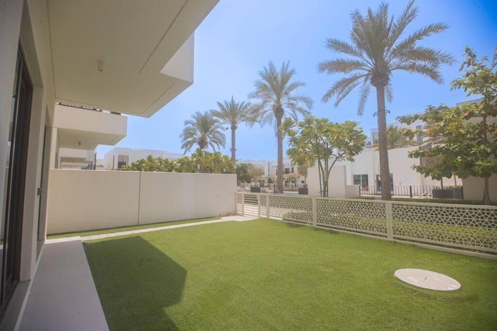 Luxury 3 Bdr Villa By The Sea 54 Фуджейра Екстериор снимка